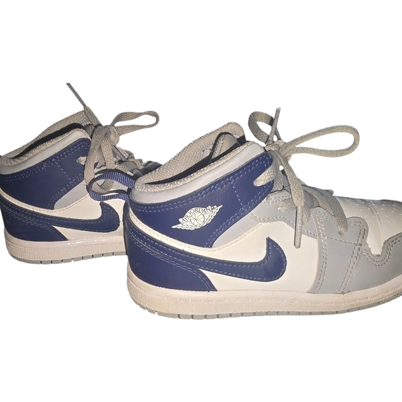 Nike Kids Sneakers - Navy and White - Picture 2 of 4
